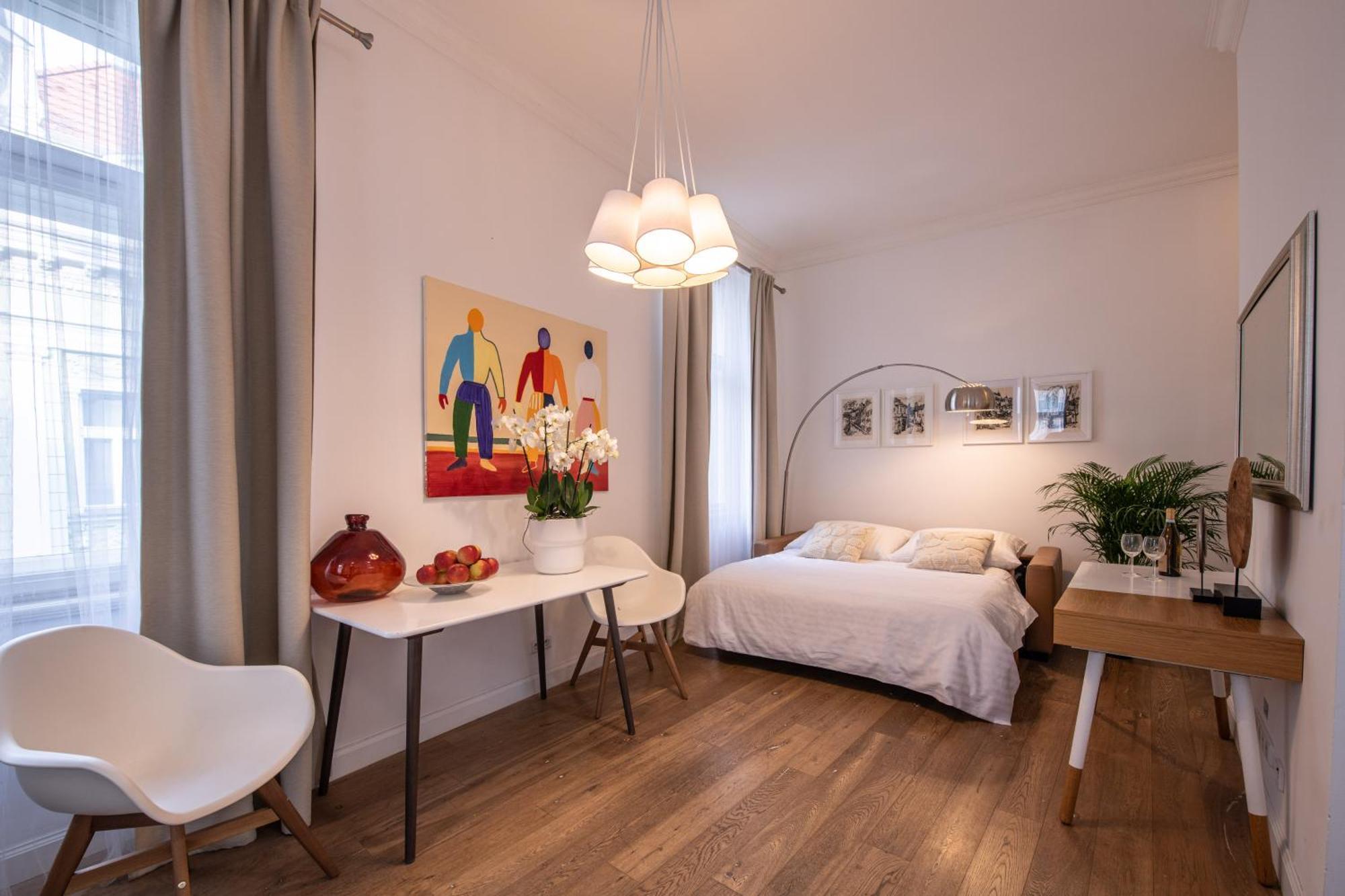 Modern Downtown Apt - Renovated, On Ideal Location Prag Exterior foto